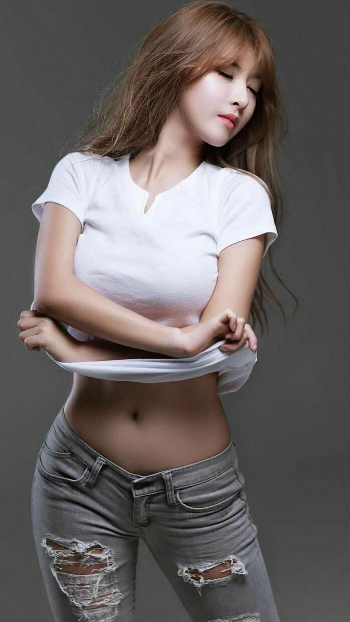 亚洲球队出战欧洲豪门：历史性胜负瞬间回顾，亚洲球员 欧冠